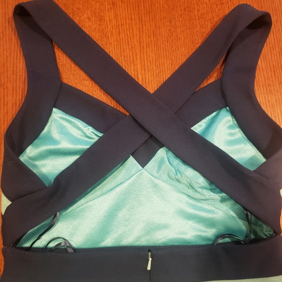 Dress - Picture 5 of 5